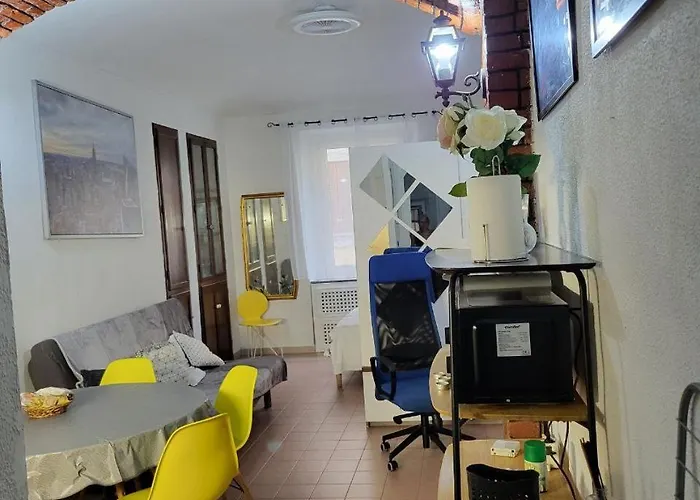 Monolocale Tra Il Po E La Mole *