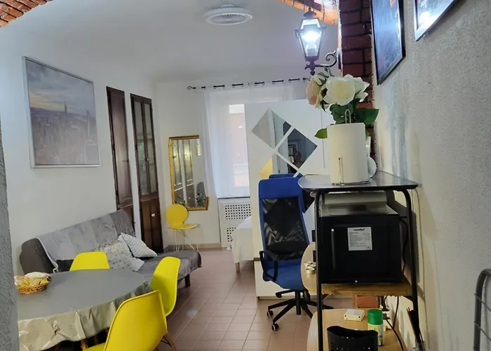 Lejlighed Monolocale Tra Il Po E La Mole *